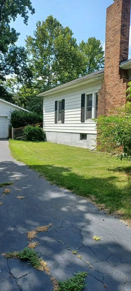 Expert landscaping services for year-round maintenance in Bonne Terre, MO by Daugherty's Lawn Care