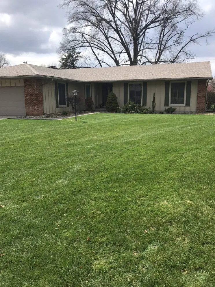 Reliable garden landscaping with custom design in Elkhart, IN by Dave Gunn Lawn Service