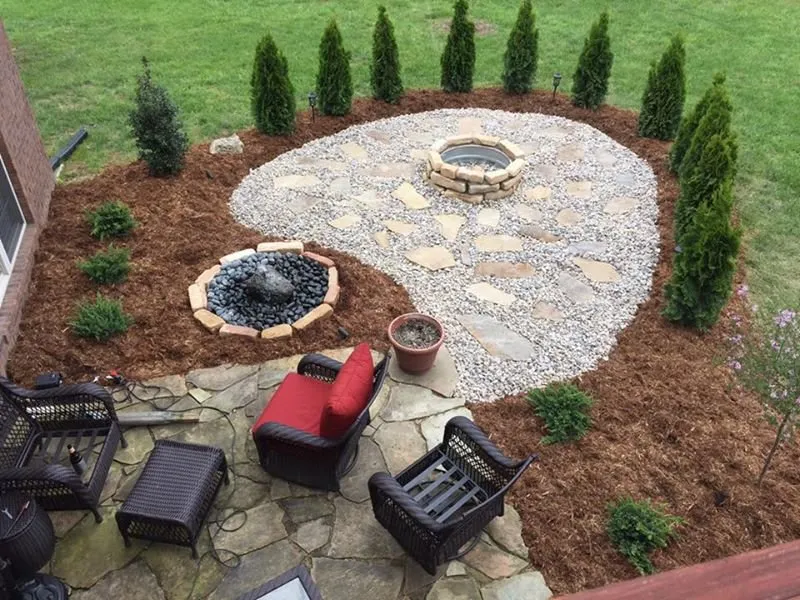 Reliable lawn care service experts serving New Albany, IN - Dave Hartley Landscaping