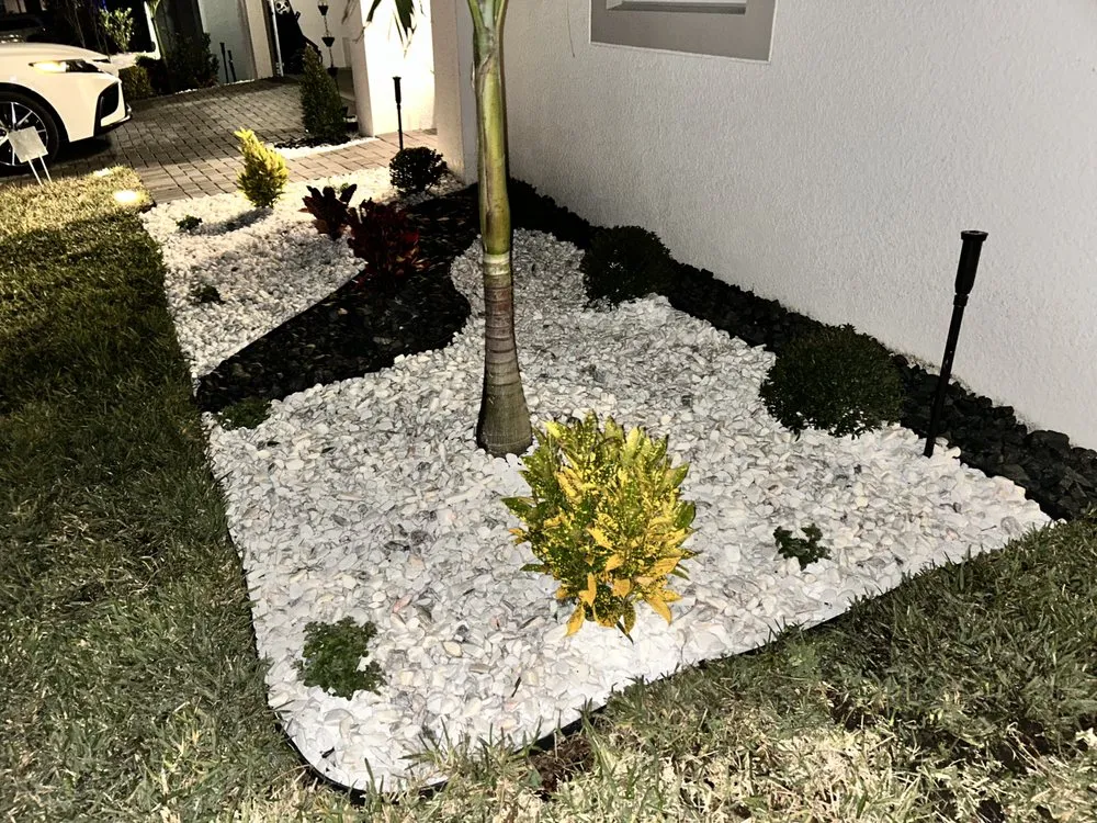 Custom landscape installation with custom design in Davenport, FL by Davenport Green