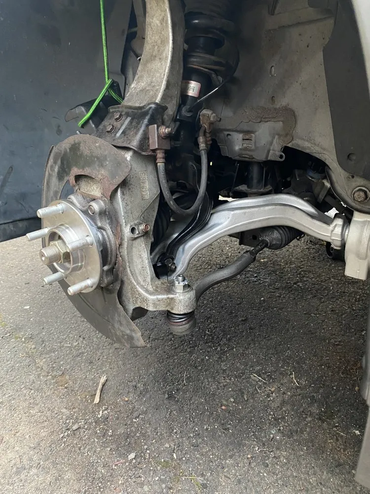 Top-rated lawn mowing service in Newark, NJ by Daves Gifted Hands