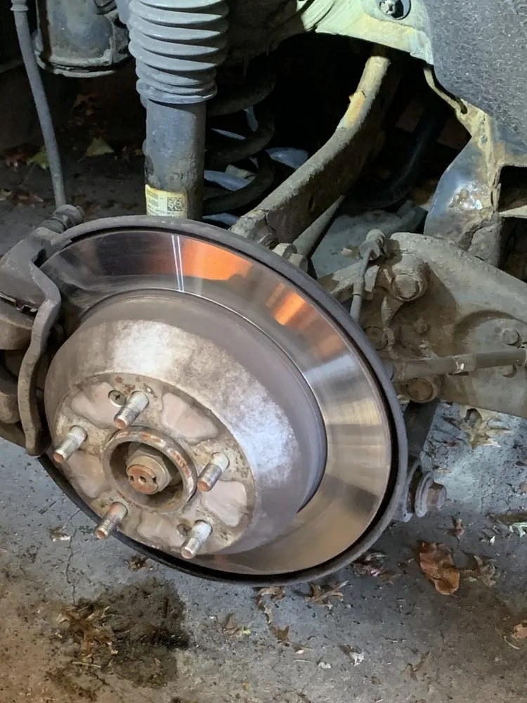 Top-rated yard maintenance for residential properties across Newark, NJ - Daves Gifted Hands