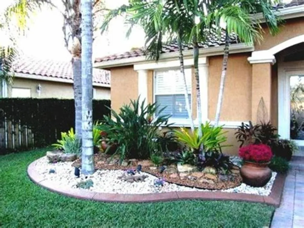 Top-rated yard cleanup service near you across Palos Verdes Estates, CA - Dave's Landescape