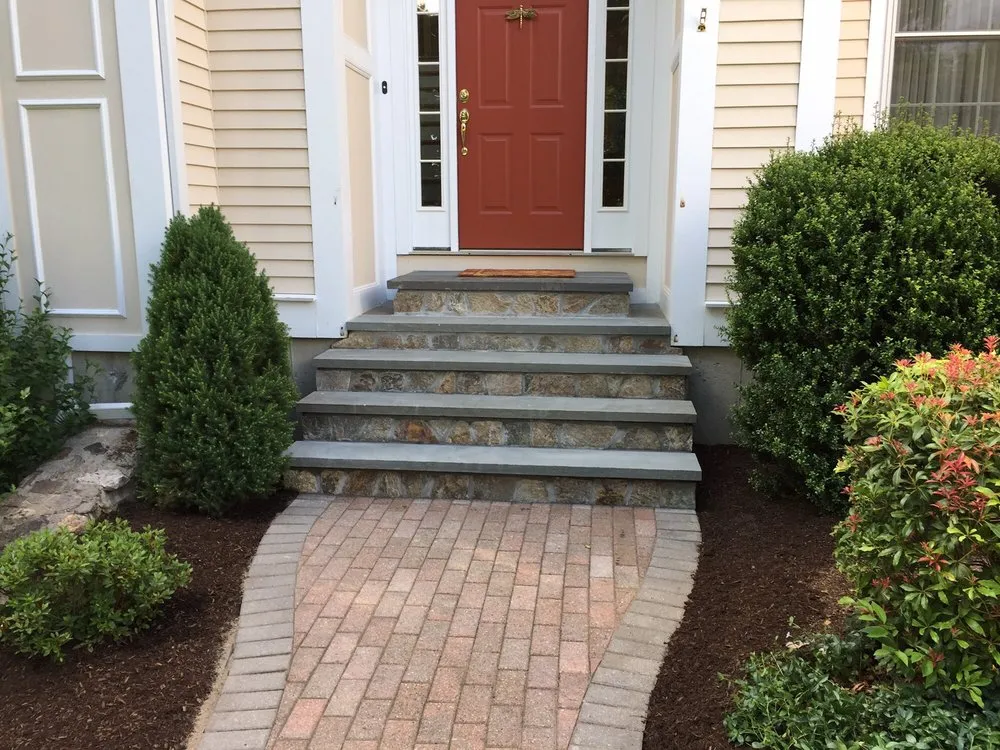 Affordable garden landscaping in Hudson, MA - Dave's Landscape Management Company