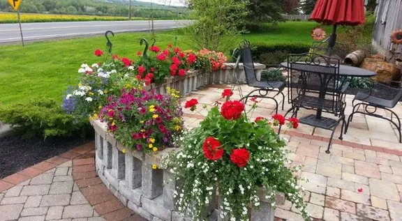 Professional residential landscaping in Clinton, NY by Dave's Landscaping
