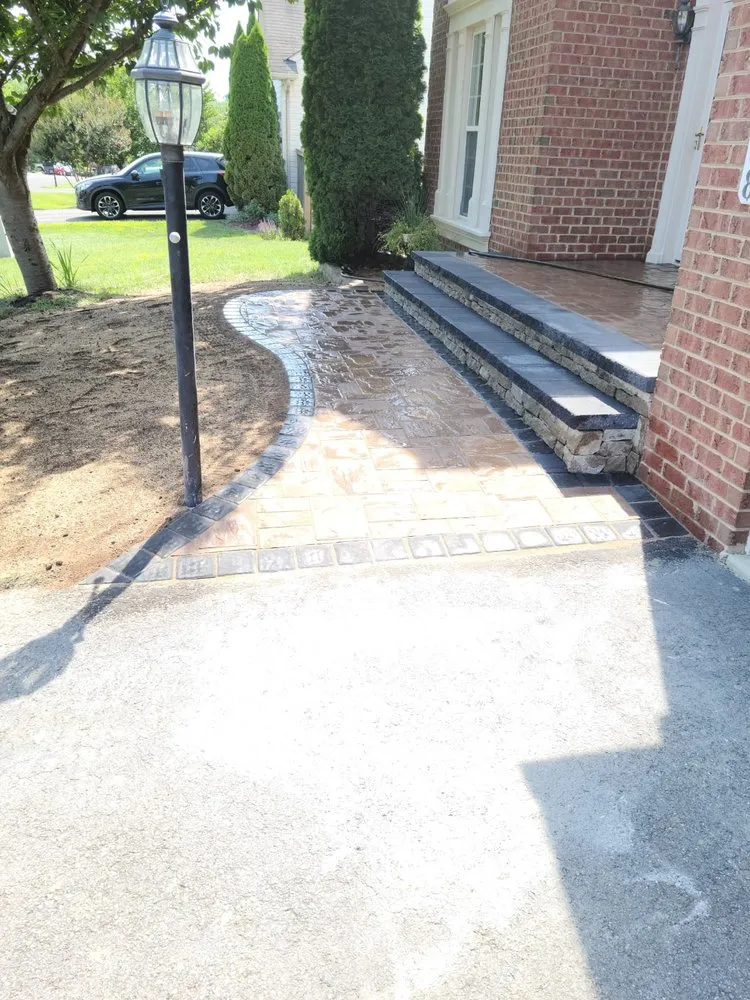 Expert lawn care service experts serving Highland Beach, MD - Dave’s Landscaping