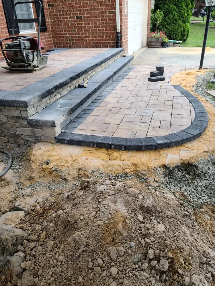 Professional yard maintenance in Highland Beach, MD by Dave’s Landscaping