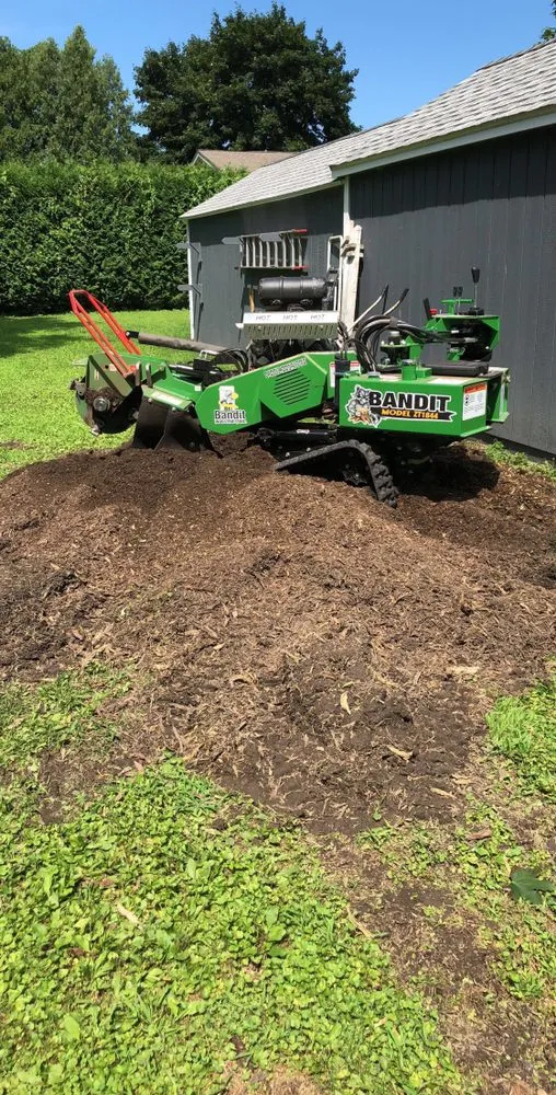 Custom yard maintenance in Belchertown, MA - Dave's Lawn And Garden