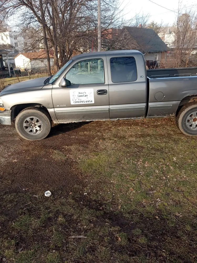 Reliable outdoor landscaping for homes across Keokuk, IA - Dave's Lawn Care