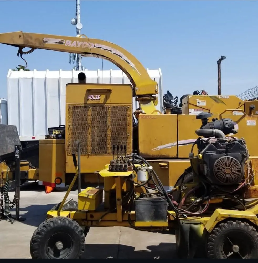 Trusted yard cleanup service with custom design in Buena Park, CA by Dave's Tree Service