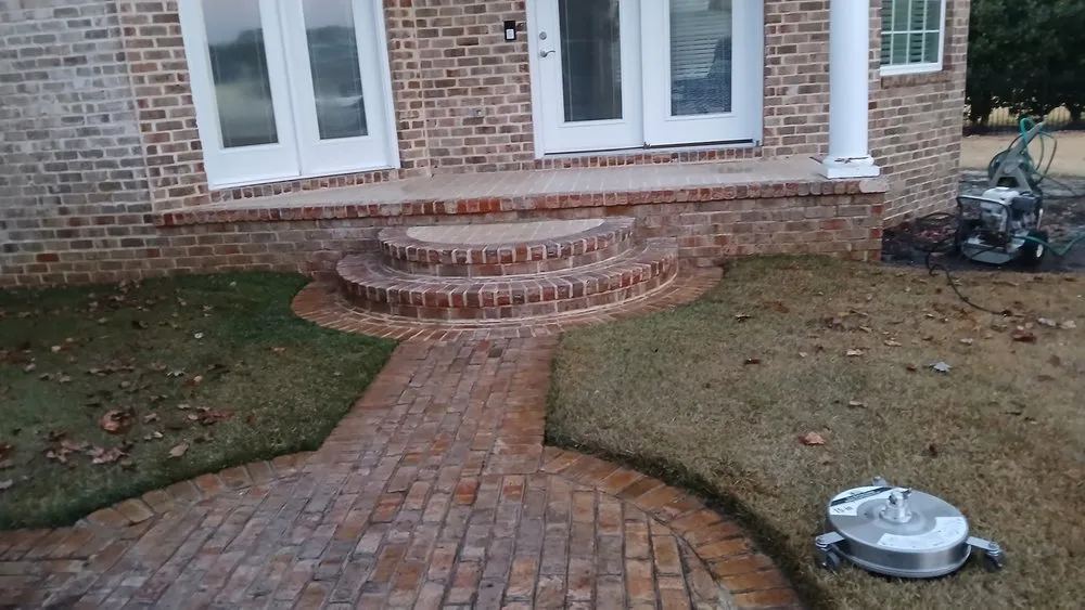 Trusted outdoor landscaping experts serving New Bern, NC - Daveys Yard & Landscaping