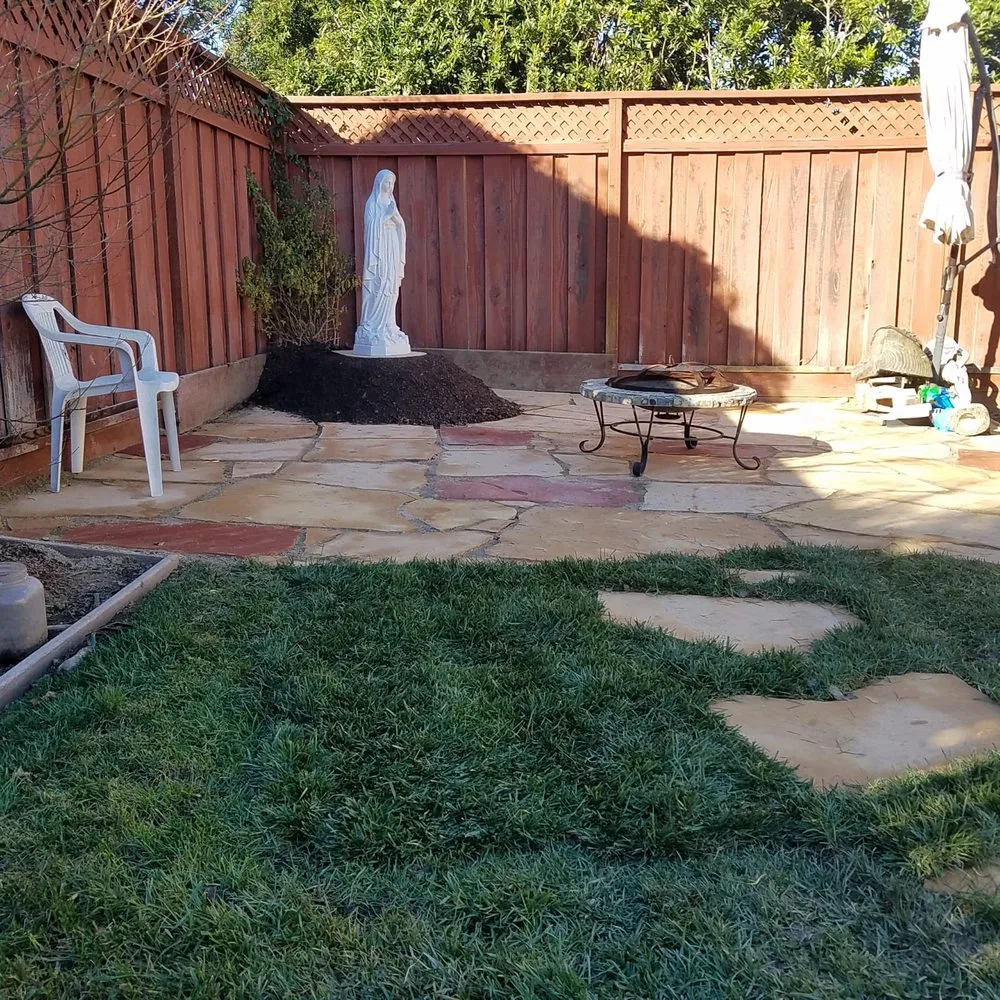 Custom garden landscaping for residential properties in San Jose, CA by David & Aron Landscaping