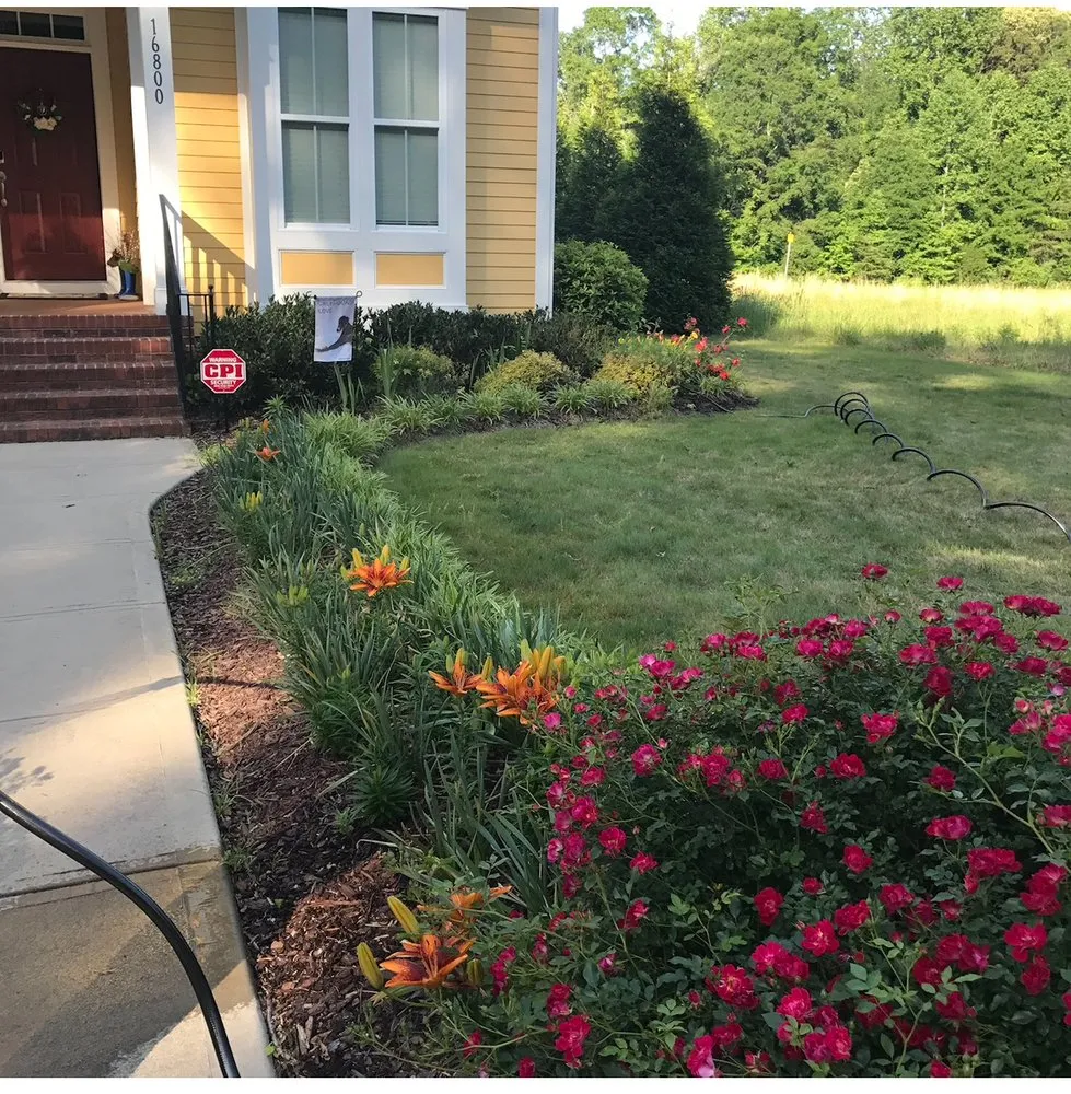 Custom garden landscaping experts serving Charlotte, NC - David And Teresa Lawn Care