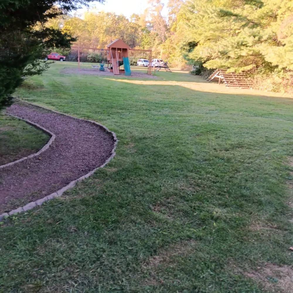 Local lawn care service in Norristown, PA - David Contreras Landscaping