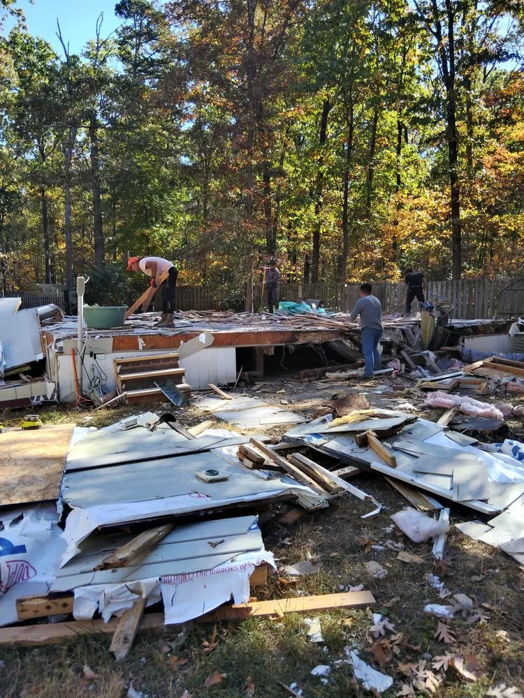 Top-rated lawn mowing service experts serving Norristown, PA - David Contreras Landscaping