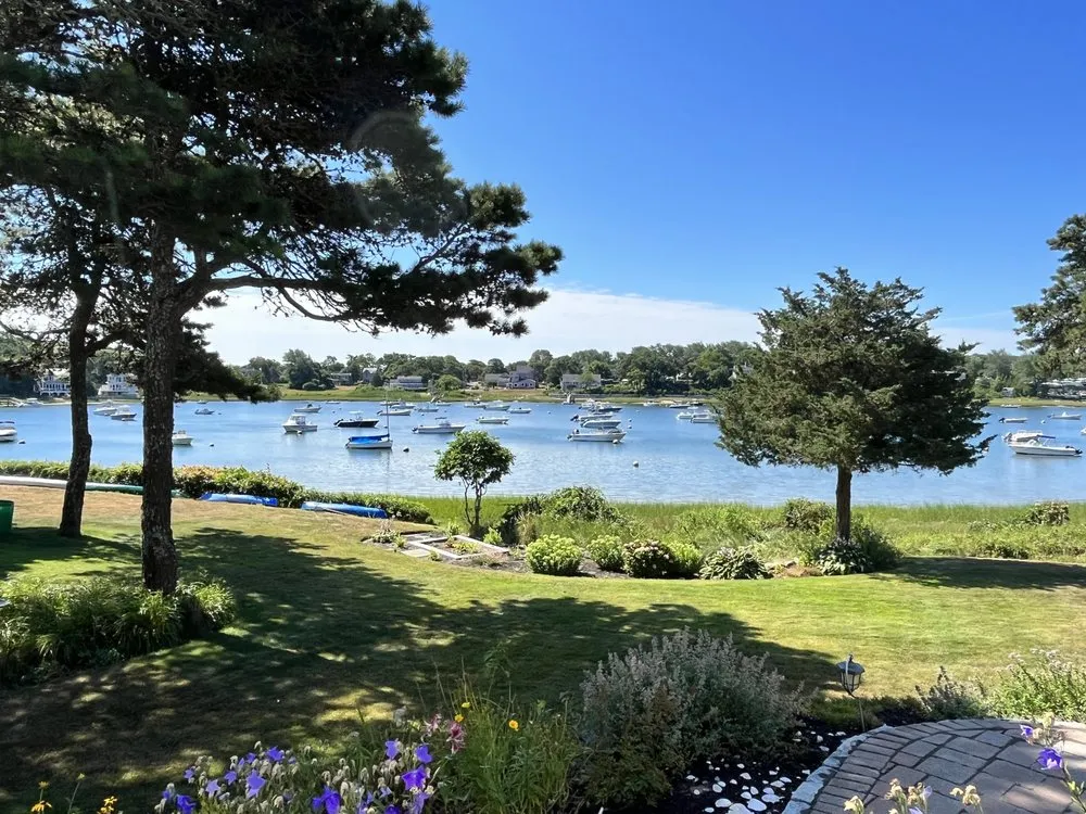 Reliable garden landscaping in Brewster, MA - David Della Rocco Landscaping