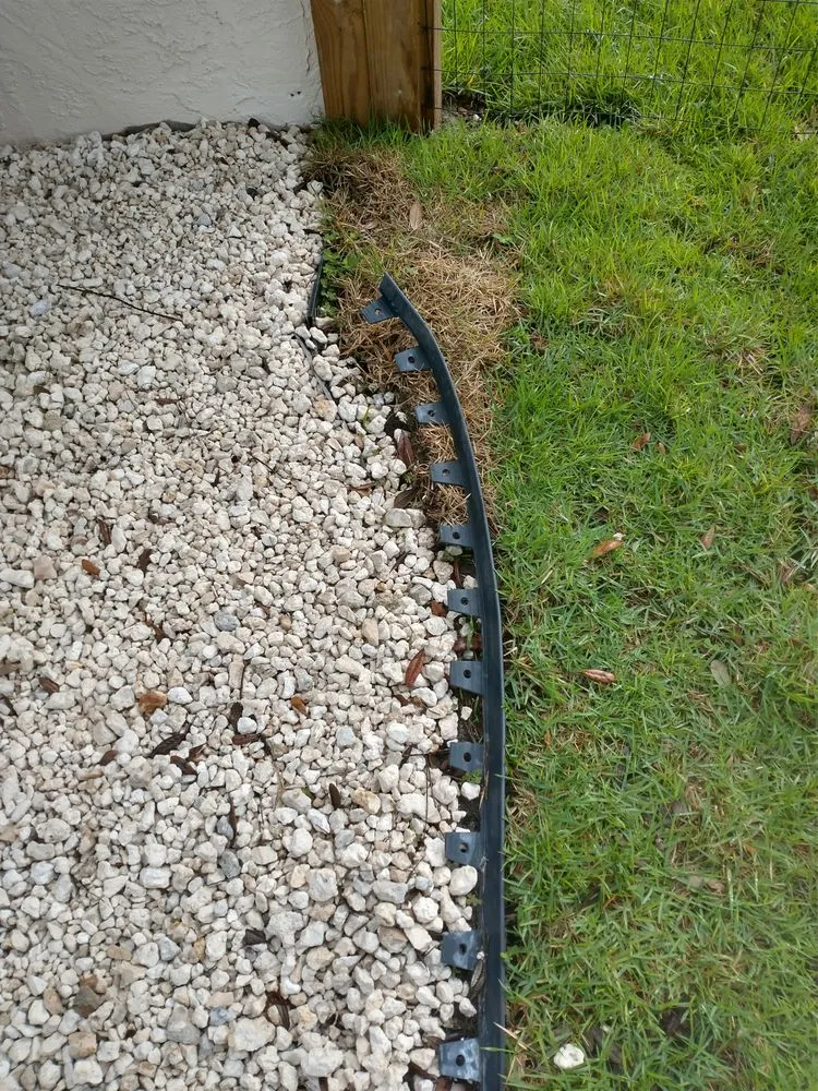 Custom lawn care service in Panama City, FL by David Farris Landscaping & Lawn Care