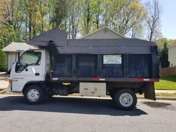 Trusted yard cleanup service for homes in Springfield, VA by David Landscaping and Tree Services