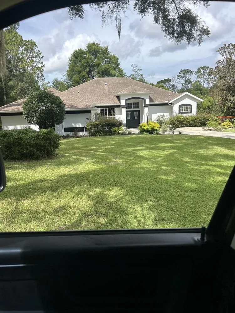 Expert lawn mowing service with custom design across Dunnellon, FL - David Matthews Lawn Service