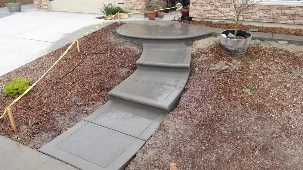 Affordable yard cleanup service with custom design across Lincoln, CA - David Morris Concrete