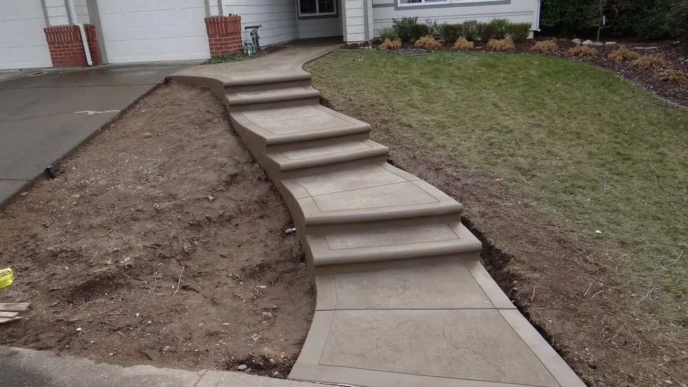 Expert lawn mowing service in Lincoln, CA - David Morris Concrete