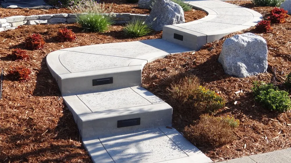 Custom yard cleanup service in Lincoln, CA - David Morris Concrete