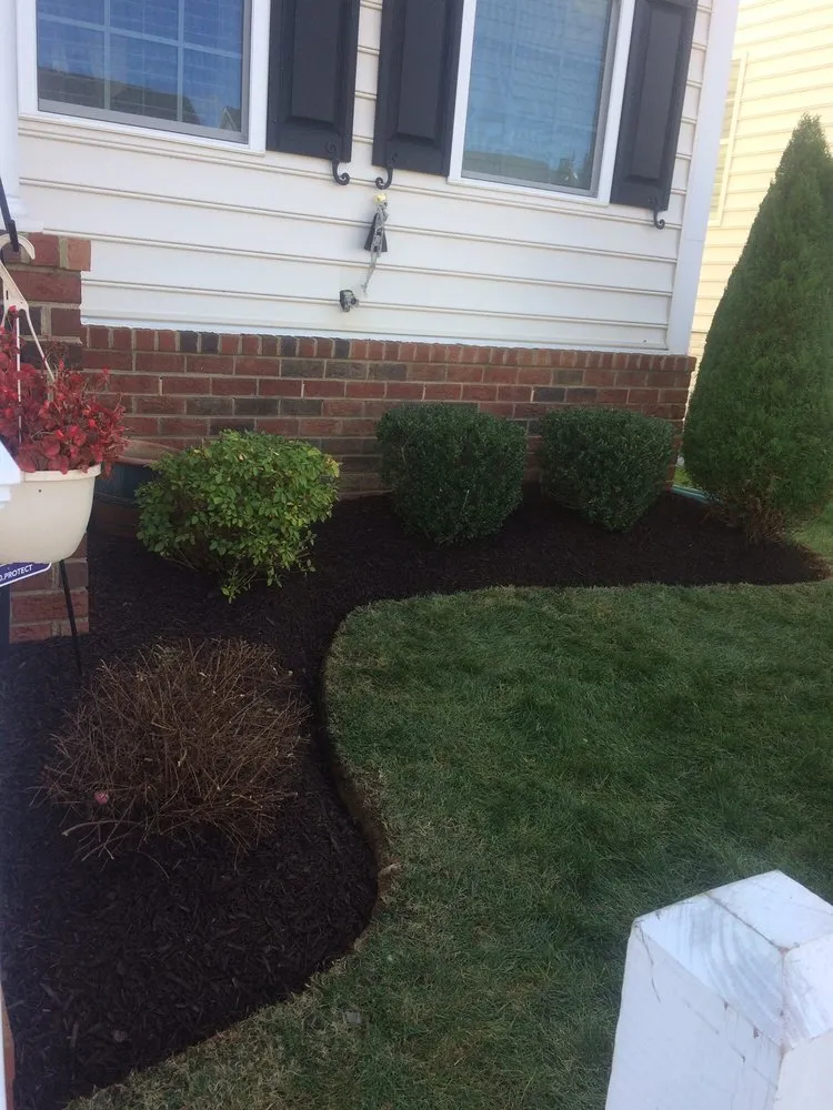 Reliable outdoor landscaping for beautiful yards in Gaithersburg, MD by David Ramos Landscaping