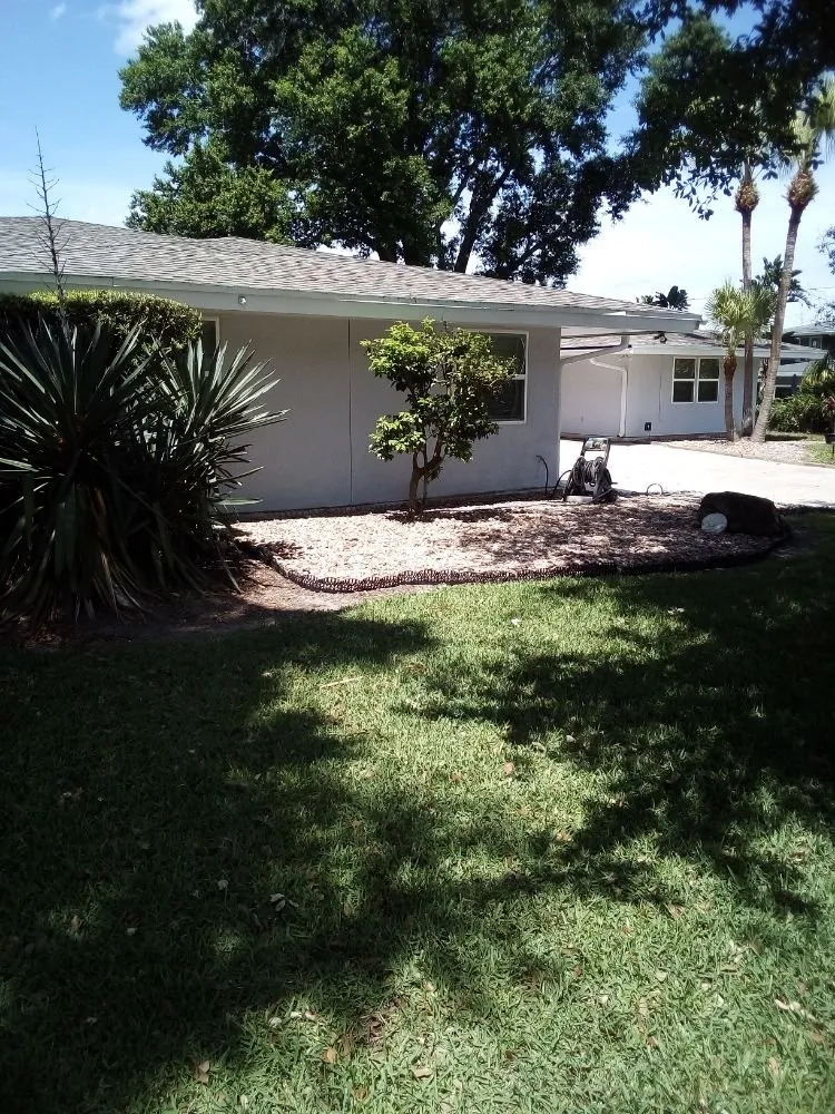 Expert lawn care service in Orlando, FL - David White Lawn Care