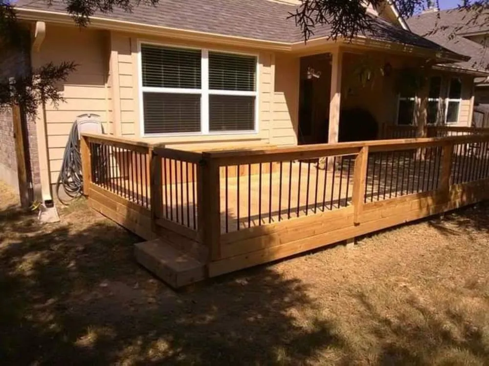 Local lawn mowing service experts serving Floresville, TX - David's Handyman Services