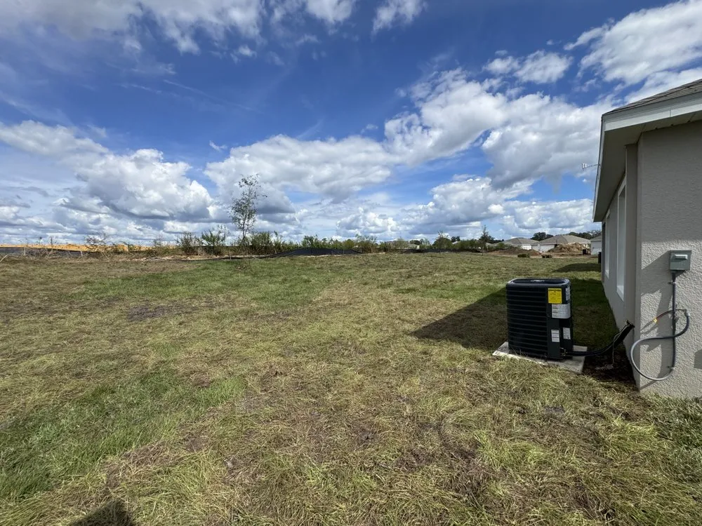 Custom residential landscaping in Dover, FL - David's Landscaping