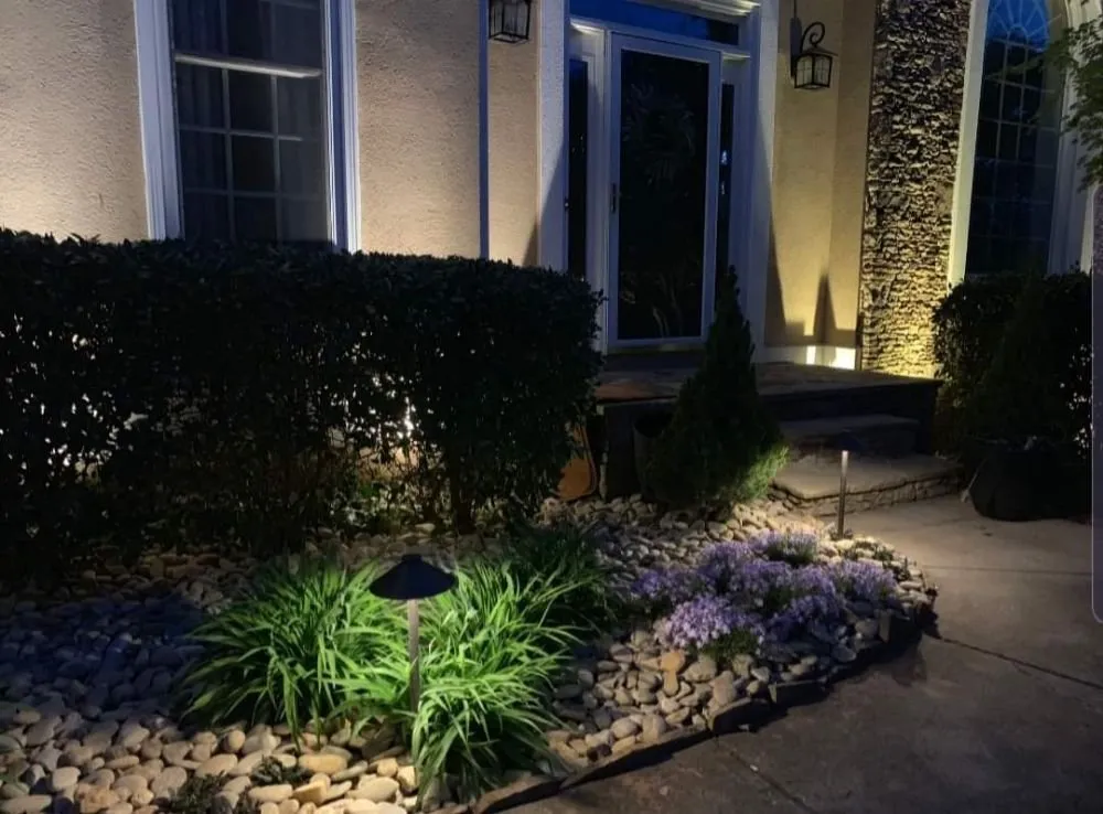 Top-rated lawn mowing service for year-round maintenance across Lakeland, FL - David's Lawn and Lighting