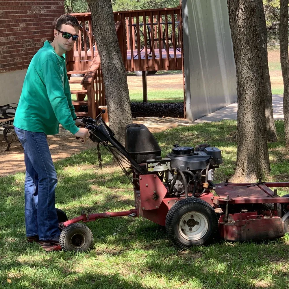 Custom outdoor landscaping in Austin, TX - David's Lawn Care