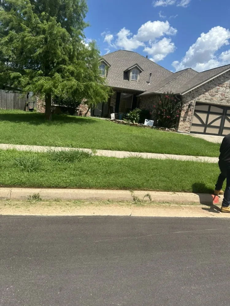 Professional landscaping services in Oklahoma City, OK by David’s Lawn Care