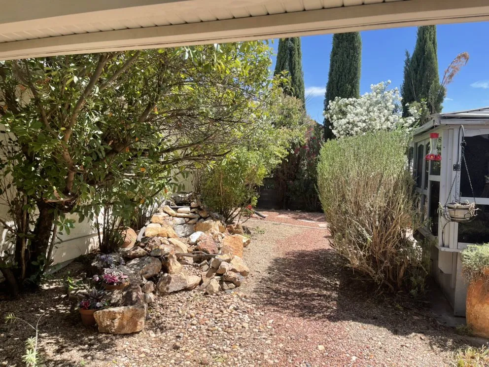 Local yard maintenance experts serving St. George, UT - David’s Lawn Care Service