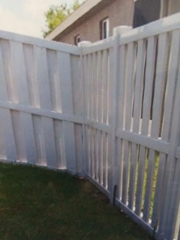 Top-rated landscaping services for year-round maintenance in Rayne, LA by David's Lawn care Services