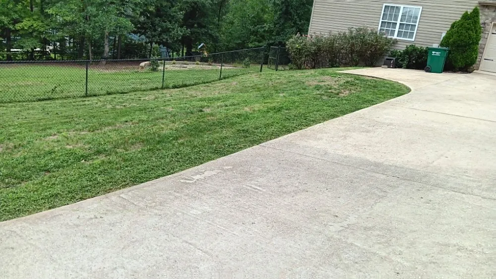 Professional residential landscaping in Spartanburg, SC - Davids Lawn Mowing