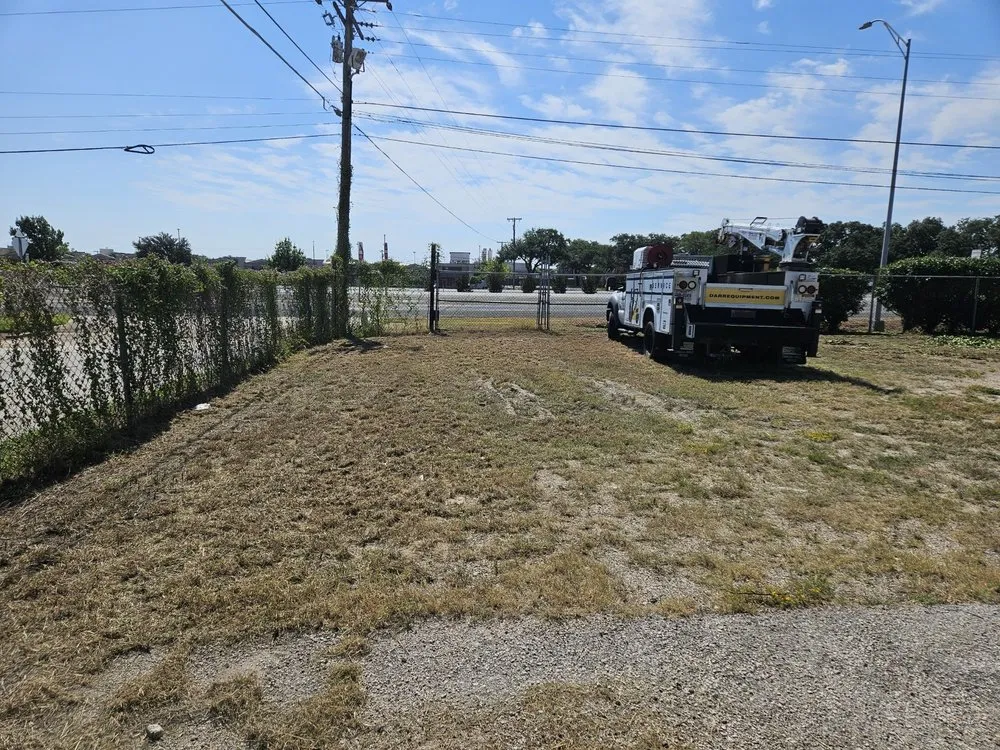 Local landscaping services in Bellmead, TX by David’s Mow