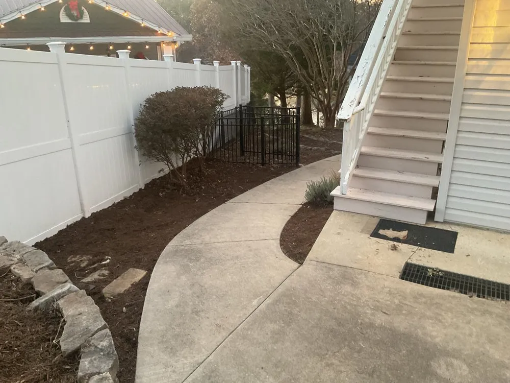 Affordable lawn care service experts serving Seneca, SC - Davids Superscapes And Lawn Maintenance