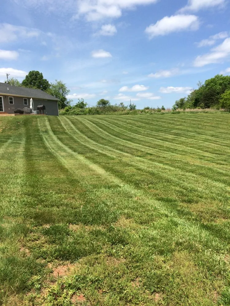 Professional landscape installation experts serving Concord, VA - Davidson Landscaping