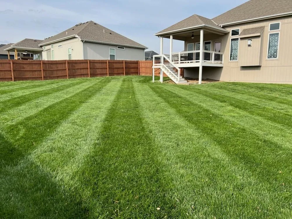 Top-rated garden landscaping in Olathe, KS - Davidson Lawn Care of Kansas
