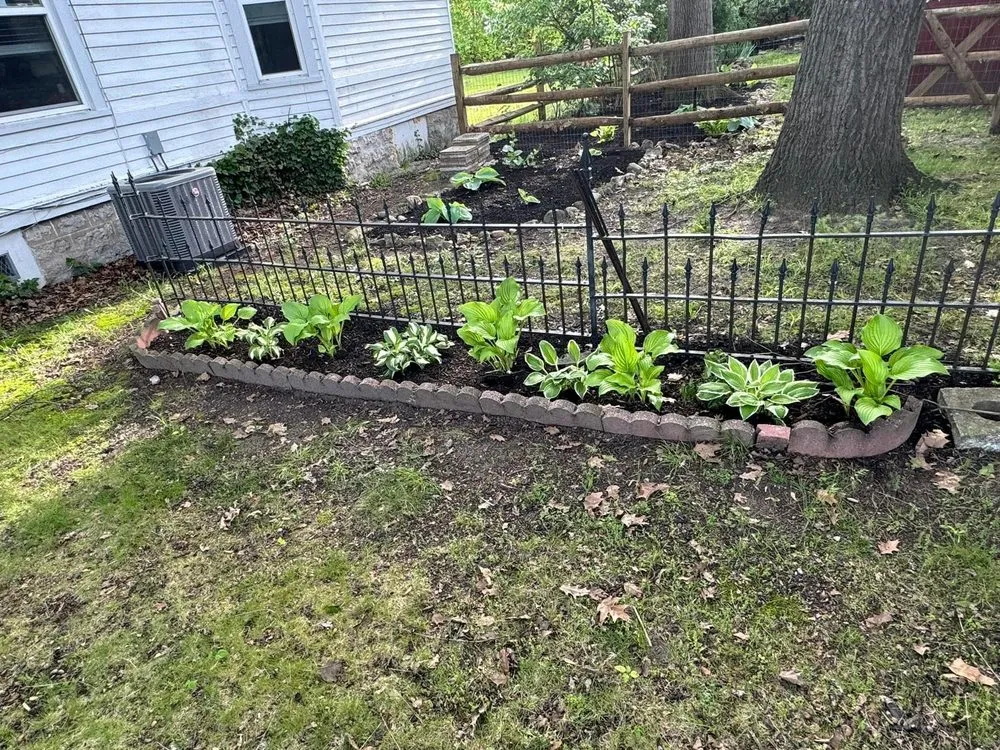 Professional lawn mowing service near you in Perrysburg, OH by Davies Lawn Care Services