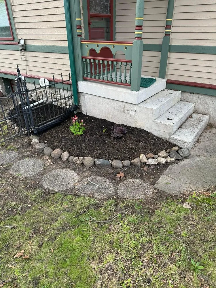 Custom lawn care service in Perrysburg, OH by Davies Lawn Care Services