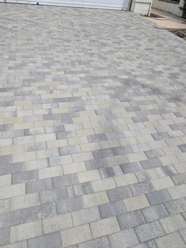 Professional garden landscaping in Santa Ana, CA - Davila Landscape Designs