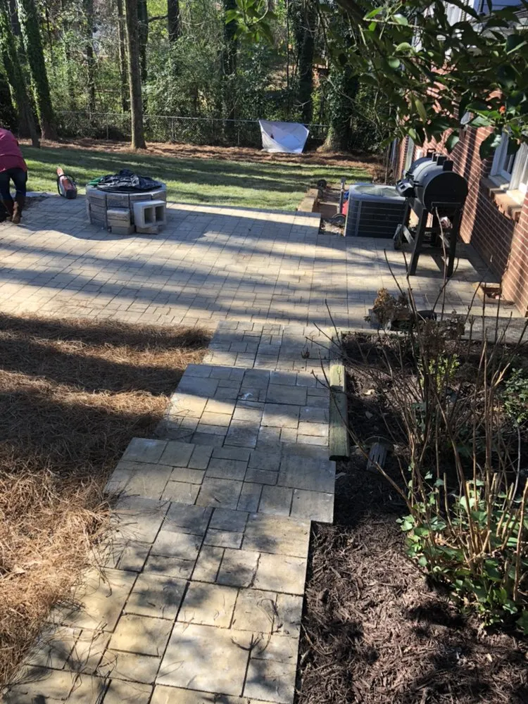 Local yard cleanup service in Lawrenceville, GA - Davila Landscaping