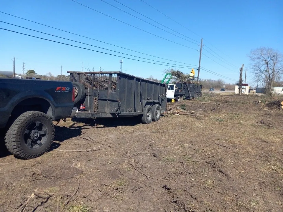 Expert landscape design for homes in Houston, TX by Davila Tree and Landscaping Services