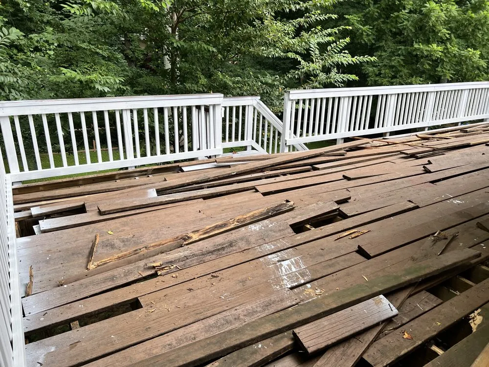 Local yard maintenance with custom design across Centreville, VA - Davila's