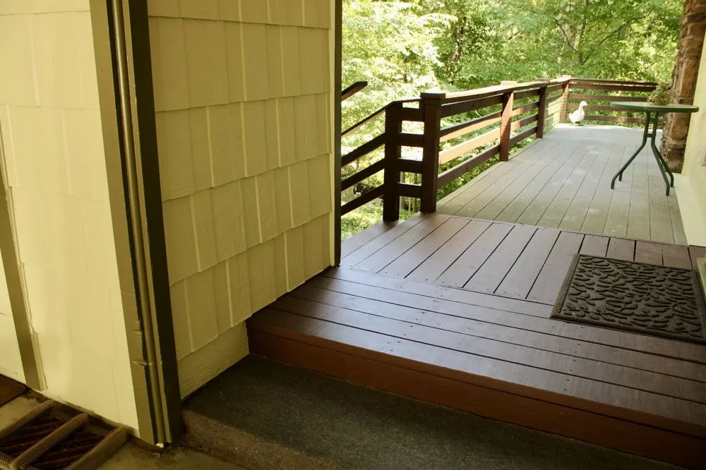 Top-rated lawn care service in Bella Vista, AR - Davis & Co Custom Properties