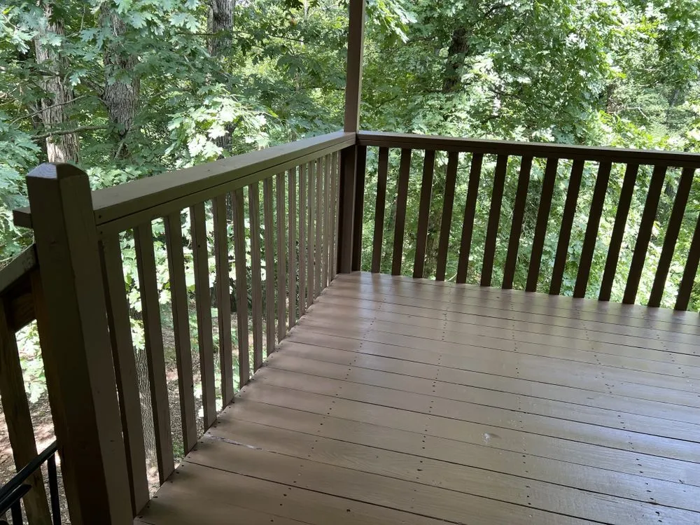 Affordable lawn care service near you across Bella Vista, AR - Davis & Co Custom Properties