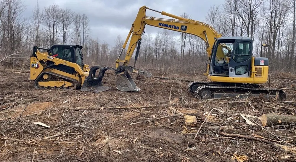 Local outdoor landscaping in Perry, MI - Davis & Company