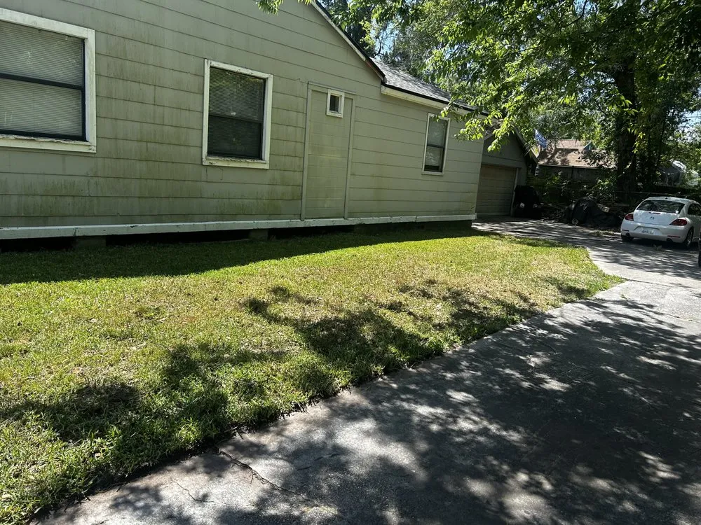 Reliable residential landscaping experts serving Jacksonville, FL - Davis Creations Landscape and Design